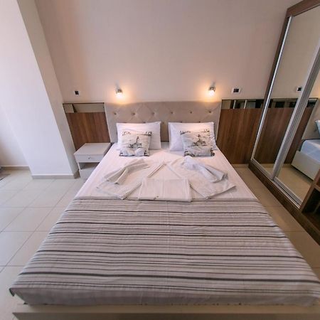 Jijo'S Hotel 马马亚 外观 照片