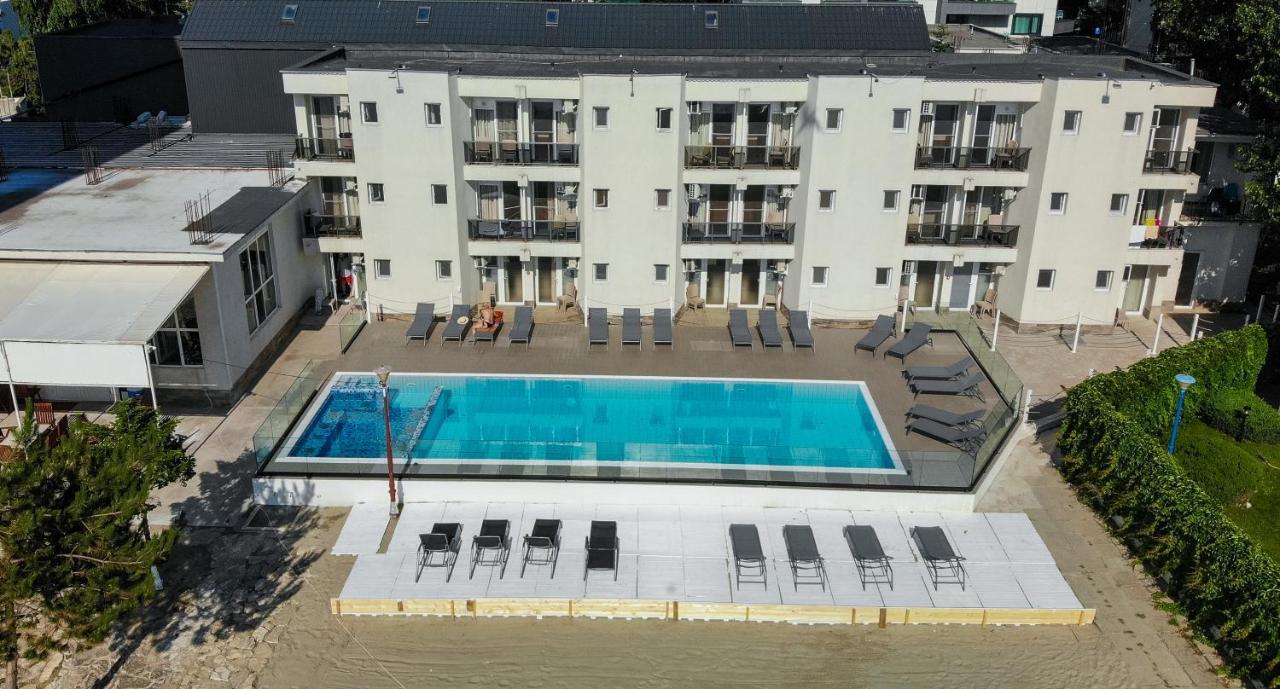 Jijo'S Hotel 马马亚 外观 照片