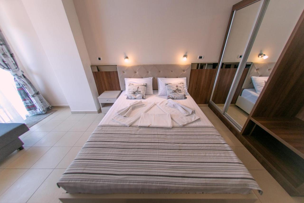 Jijo'S Hotel 马马亚 外观 照片