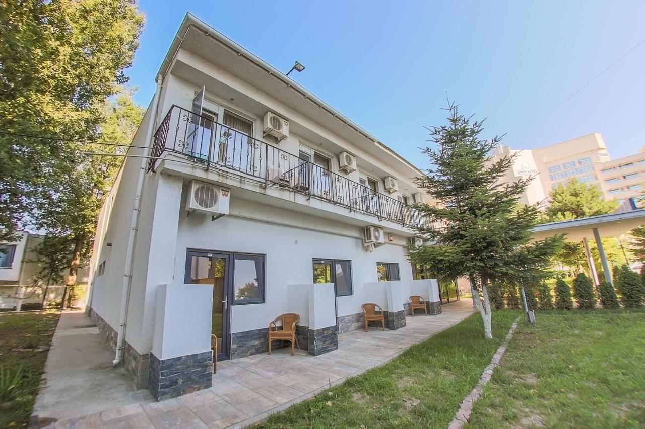 Jijo'S Hotel 马马亚 外观 照片