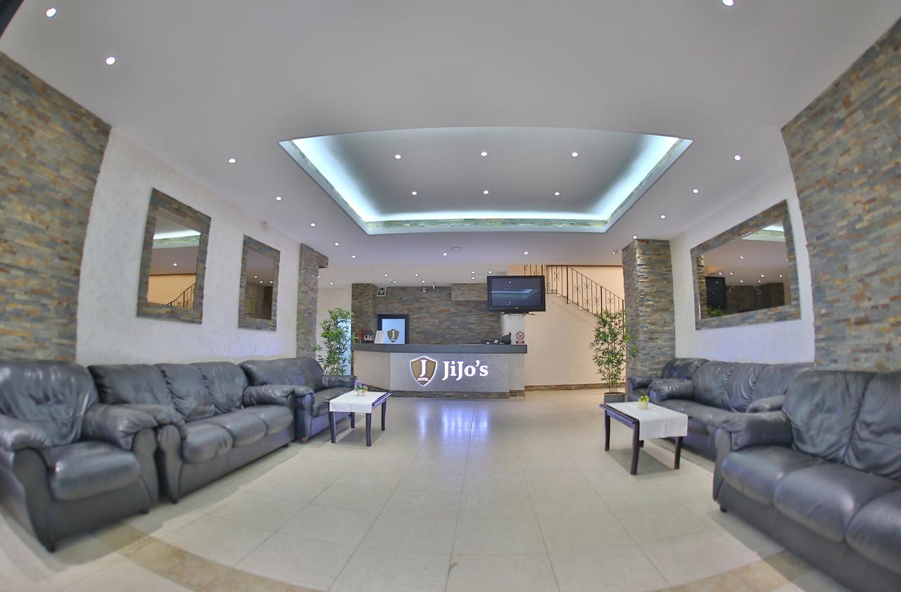 Jijo'S Hotel 马马亚 外观 照片